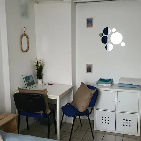 Alienor D'aquitaine فندق مبيت وإفطار *